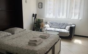 Studio lumineux avec balcon à Nice